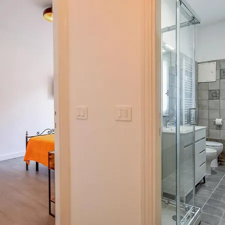 アパート 1 Bedroom In レッコ