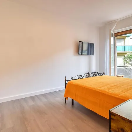 Lägenhet 1 Bedroom In *