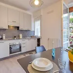 1 Bedroom Amazing In Apartament *